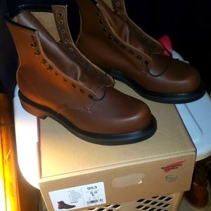 New Redwing 953 boots 9 D BROWN hard to find